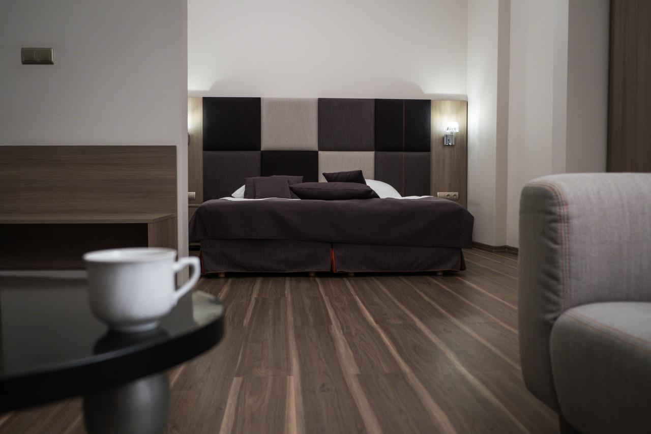 City Boutique Hotel Zielona Góra Buitenkant foto